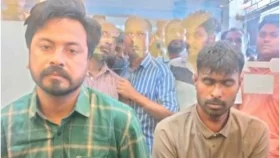 স্বর্ণের দোকানে তল্লাশির সময় ২ ভুয়া ডিবি পুলিশ আটক