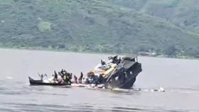 কঙ্গোতে আগুন লেগে ভয়াবহ নৌকাডুবি, নিহত ১৪৮