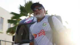 মৃত্যুভয়ে বাংলাদেশ ছেড়েছিলেন হাথুরুসিংহে!