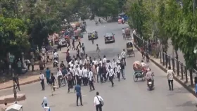ফের সংঘর্ষে জড়িয়েছে ঢাকা কলেজ-সিটি কলেজের শিক্ষার্থীরা