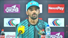 বিদেশি এনে লাভ নেই, উইকেট বদলাতে হবে: মুমিনুল 
