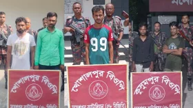 মহেশপুর সীমান্তে অবৈধভাবে ভারতে প্রবেশকালে নারীসহ ৯ জন আটক