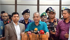 বাংলাদেশে আরাকান আর্মি- ভিডিও নিয়ে যা বললেন স্বরাষ্ট্র উপদেষ্টা