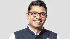 সিংড়ায় সাবেক প্রতিমন্ত্রী পলকের বিরুদ্ধে অস্ত্র আইনে মামলা