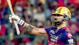 এবার বাবরের রেকর্ড ভেঙে দিলেন বিরাট কোহলি