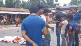 পাটকেলঘাটায় বাসচাপায় মা-ছেলে নিহত, আহত বাবা-মেয়ে