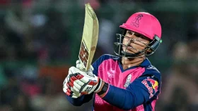 বাবা ছাড়েন চাকরি, মায়ের রাত-দিন খাটুনিতে ভারত পেল বৈভব