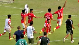 ১০ জনের বসুন্ধরাই আবাহনীকে হারিয়ে জিতলো ফেডারেশন কাপ