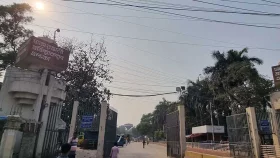ডিইপিজেডের ৯০ কারখানায় উৎপাদন বন্ধ