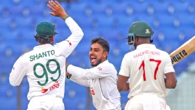 মিরাজ ক্যারিশমায় ইনিংস ব্যবধানে জিম্বাবুয়েকে হারালো বাংলাদেশ