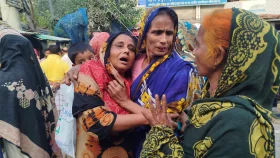 রাস্তার মোড়ে পড়ে ছিল ব্যবসায়ীর মরদেহ