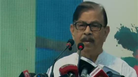 বৃহৎ শক্তির কোনো দ্বন্দ্বে আমরা জড়াতে চাই না: মান্না
