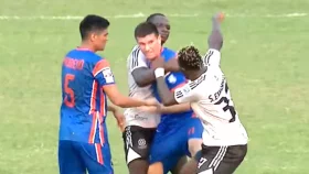 শিরোপার পথে মোহামেডানের আরেক ধাপ, এর পর হাতাহাতি