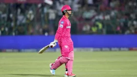 সেঞ্চুরির পর শূন্য; যে শিক্ষা পেতে পারেন বৈভব