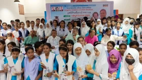 ফরিদপুরে কৃতি শিক্ষার্থীদের মাঝে বৃত্তি প্রদান