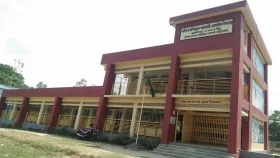 দেশ রূপান্তরে সংবাদ প্রকাশের পর&nbsp;স্কুল পেলো মুসলিম শিক্ষক&nbsp;
