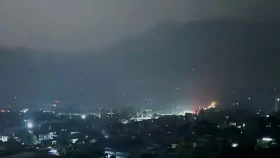 পাকিস্তানের আকাশসীমা এড়িয়ে চলছে বাংলাদেশের বিমান