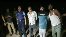 অস্ত্রসহ গ্রেনেড বাবুর সহযোগী তুহিনসহ গ্রেপ্তার ৩
