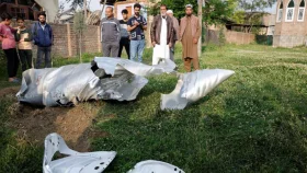 ভারতীয় ৫ বিমান ভূপাতিত, দাবি পাকিস্তান প্রধানমন্ত্রীর