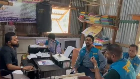 ফেসবুকে ঘুষের লেনদেনে ভিডিও ভাইরাল, বিআরটিএ অফিসে দুদকের অভিযান