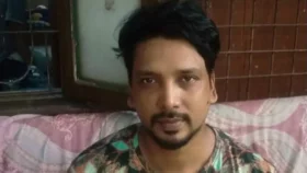 যুবককে বাসা থেকে ডেকে নিয়ে কুপিয়ে হত্যা
