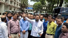 মৌন প্রতিবাদ সমাবেশ, কঠোর আন্দোলনের হুঁশিয়ারি