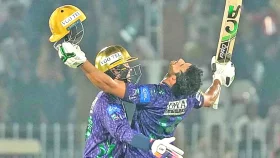 ২০ ওভারে দুই সেঞ্চুরিতে রেকর্ড বইয়ে ওলটপালট