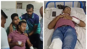 পাঁচবিবি থানার এসআইয়ের হাত ও পায়ে ছুরিকাঘাত