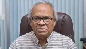 আবেগে সিদ্ধান্ত নিলে বিপদ হতে পারে: সরকারকে রিজভী