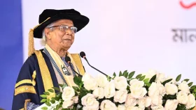 শিক্ষার্থীদের নতুন বিশ্ব গড়ার স্বপ্ন দেখতে হবে: প্রধান উপদেষ্টা