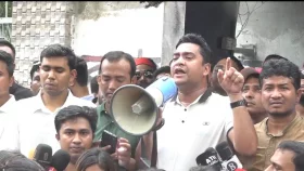 ঢাবি হল ও প্রশাসনে ছাত্রলীগের দোসর-ফ্যাসিস্টরা রয়ে গেছে