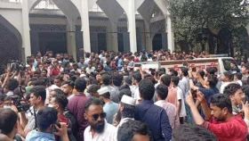 ঢাকা বিশ্ববিদ্যালয়ে সাম্যের জানাজার নামাজ অনুষ্ঠিত