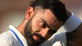 পর্দার আড়ালের কোন ঘটনায় অবসর নিলেন কোহলি?