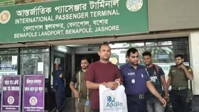 ভারতে যাওয়ার সময় যুবলীগ নেতা গ্রেপ্তার