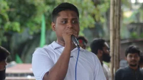 নুসরাত ফারিয়ার গ্রেপ্তার নিয়ে যা বললেন হাসনাত