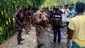 পাটগ্রাম সীমান্তে ভারতের পুশ ইন, চার শিশুসহ আটক ১১