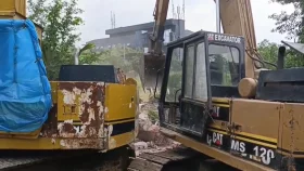 সাভারের বোট ক্লাব ও আশপাশের স্থাপনা উচ্ছেদ&nbsp;