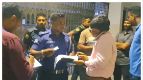 গোপালগঞ্জে অবৈধ স্থাপনা উচ্ছেদে অভিযান