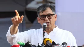 ড. ইউনূস দায়িত্ব পালনে অপারগ হলে রাষ্ট্র বিকল্প খুঁজে নেবে