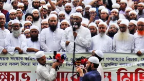 মান-অভিমান ভুলে প্রধান উপদেষ্টা ও সেনাপ্রধানকে দায়িত্ব পালনের আহ্বান