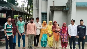 ভুরুঙ্গামারী সীমান্তে বিএসএফের পাঠানো ১২ জন আটক