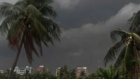 ১১ জেলায় দুপুর ১টার মধ্যে বজ্রসহ বৃষ্টির পূর্বাভাস