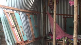 জামিনে মুক্ত হয়েই মাকে মারধর করলেন ছেলে