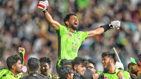 ‎সাকিব-রিশাদের লাহোরকে পিএসএল রাজত্ব এনে দিলেন রাজা  ‎