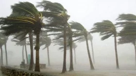 ১৬ জেলার ওপর দিয়ে ঘণ্টায় ৬০ কিমি গতিতে ঝড়বৃষ্টির আশঙ্কা