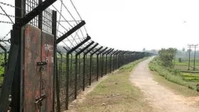সাতক্ষীরা সীমান্ত ২৩ জনকে পুশইন বিএসএফের