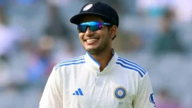 নতুন অধিনায়ককে আচরণে জোর দিতে বললেন গাভাস্কার