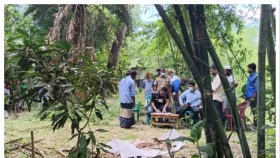 চান্দিনায় মৃত্যুর ১ বছর পর কবর থেকে আতিকুলের লাশ উত্তোলন