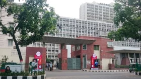 আজ সচিবালয়ে দর্শনার্থী প্রবেশ বন্ধ
