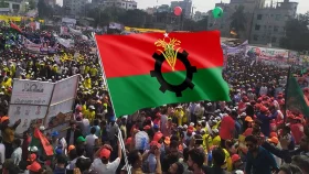 বিএনপি কেন ডিসেম্বরেই নির্বাচন চাইছে?